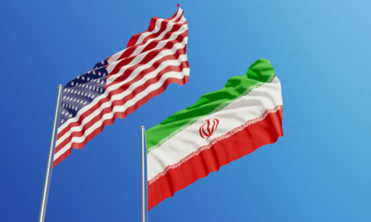 Iran Vows to Defend Sovereignty After US Strikes on Bandar Abbas