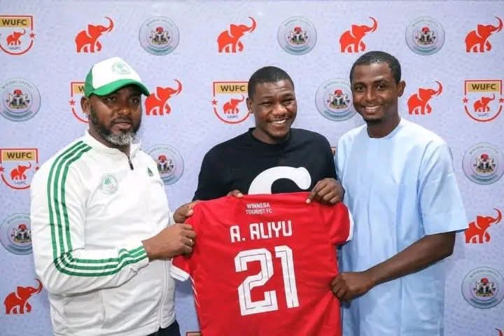 NPFL: Wikki Tourists Defender Abubakar Aliyu Suspended for Rivers United Clash