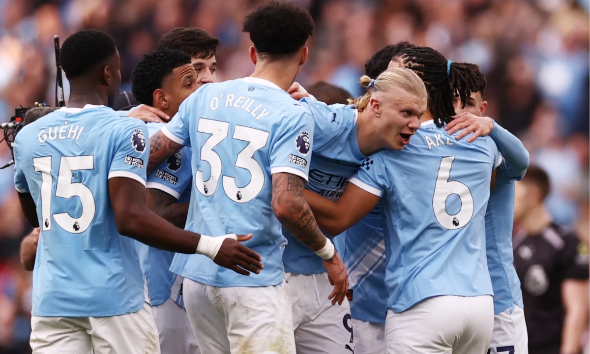 Man City's Title Hopes Blunted by Everton in 3-3 Thriller