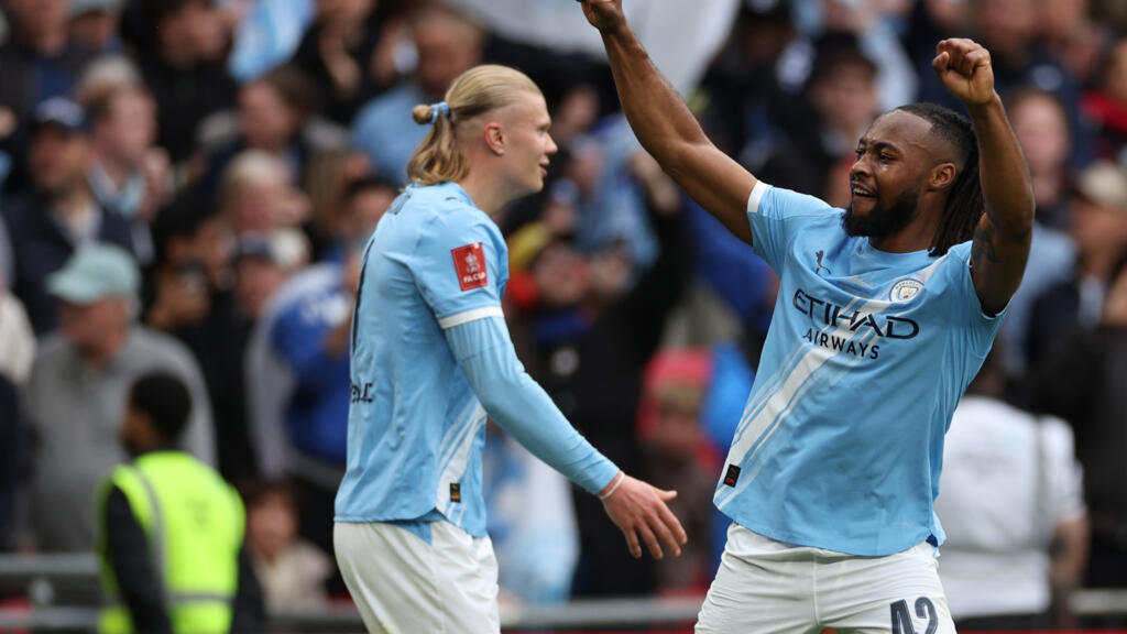 Mark Clattenburg Clarifies VAR Decisions Against Chelsea in FA Cup Final Loss to Man City