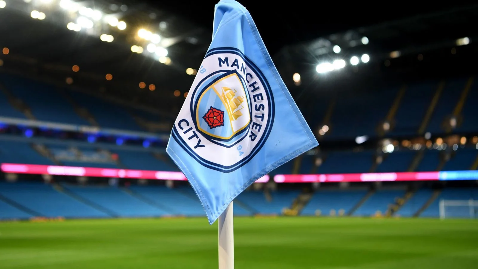 Manchester City Crush Crystal Palace 3-0 to Narrow Arsenal Lead