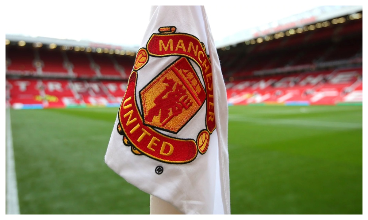 Manchester United Confirm Departure of Six Players This Summer