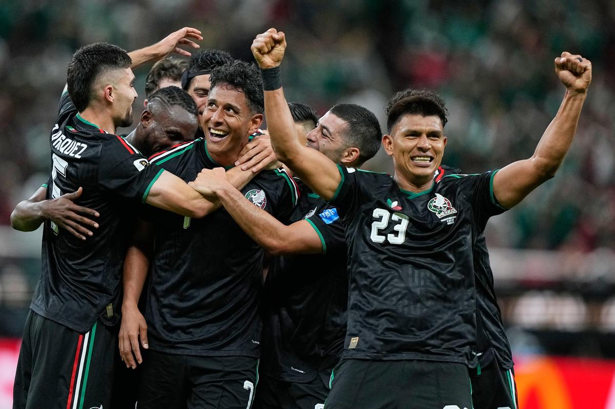 Mexico Secures First Spot in 2026 World Cup Knockout Stage