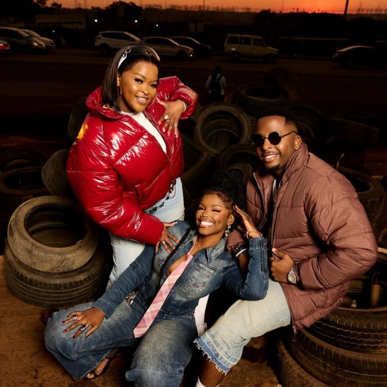 Nkosazana Daughter - Mogatsaka (feat. Shandesh & Mvzzle)