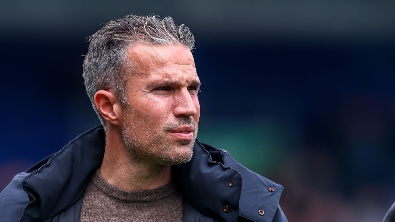 Feyenoord Parts Ways with Robin van Persie