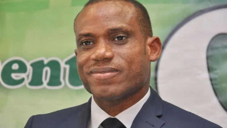 Sunday Oliseh: Lionel Messi Has Become an AI on the Pitch